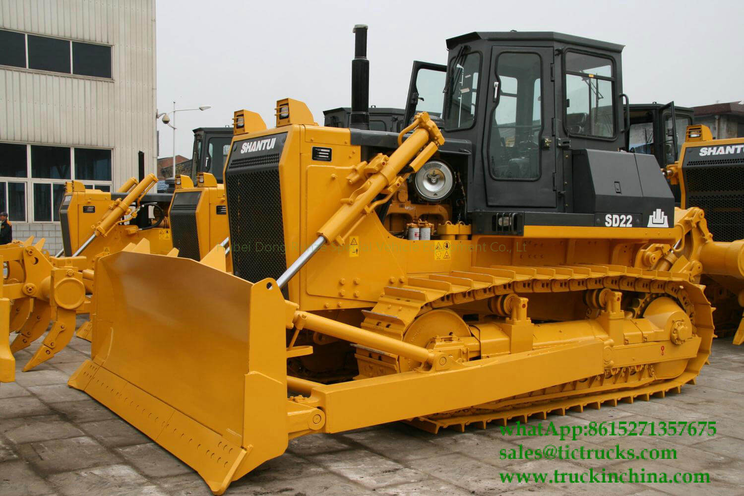 Shantui-SD22-Bulldozer-162KW-220HP-_1 Shantui-SD22-Bulldozer-162KW-220HP-_1