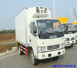 Dongfeng 4x2 Refrigerated Trucks RHD 5~7Ton