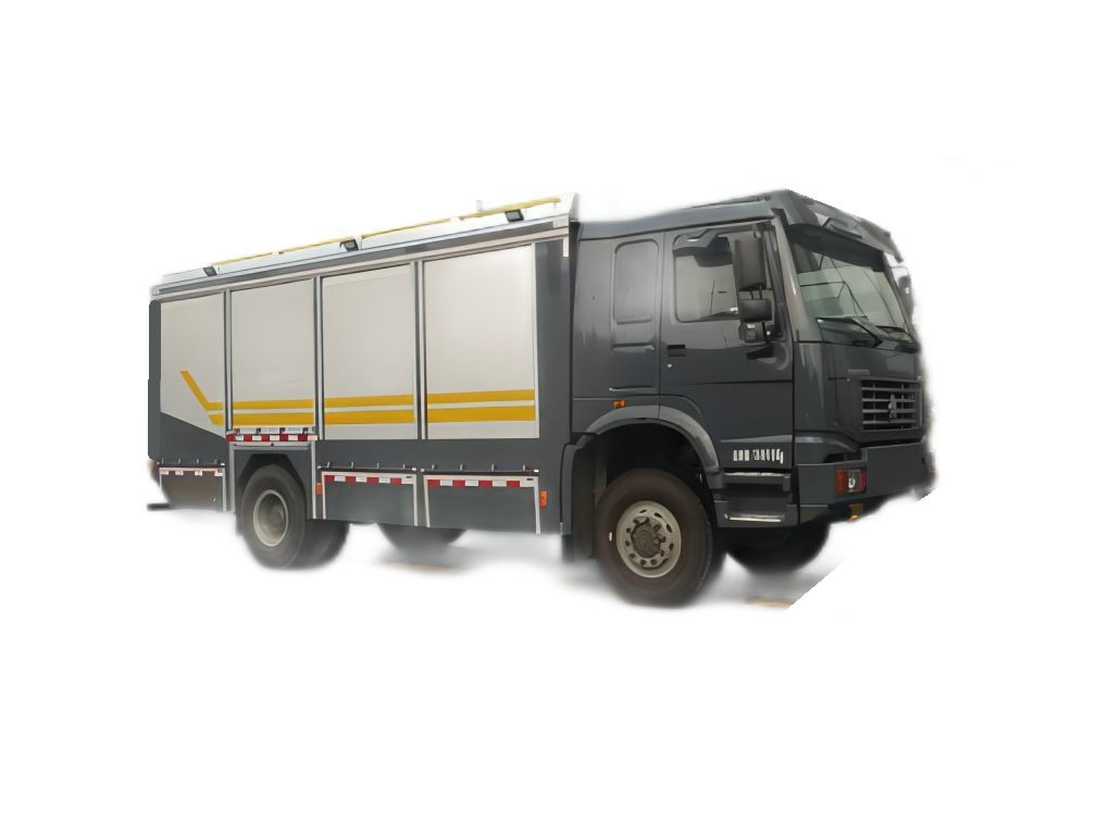 Customizing 4x4 HOWO Water Treatment Truck System for Purifying Water 