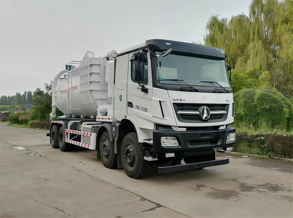 Beiben Supersucker Vacuum Trucks (5) Beiben Supersucker Vacuum Trucks (5)