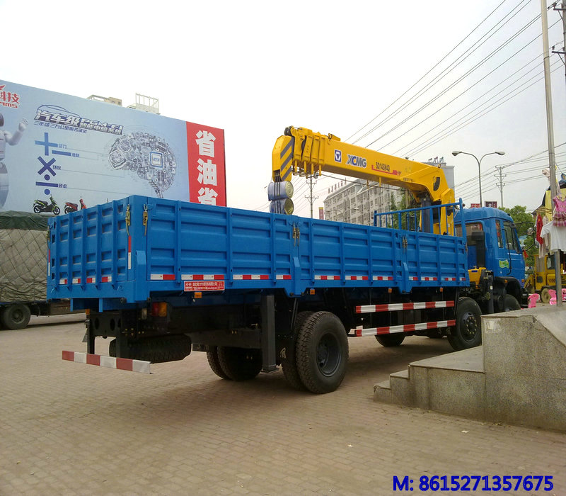 Dongfeng EQ 6x2 Truck Mounted Crane Xcmg SQ14SK4Q