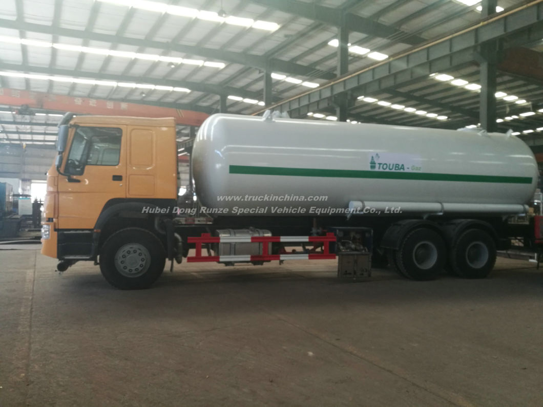 Sino HOWO LPG Bobtail Truck 24, 000liters with LPG Pump Pto