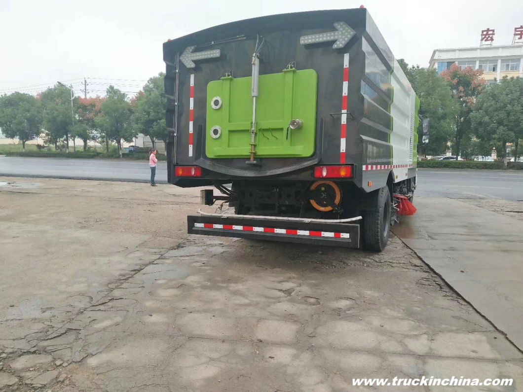 Dongfeng Efficent Street Vacuum Road Sweeper 7 Cbm Garbage 3.5cbm Water Stainless Steel 4X2 -4X4 -Rhd. LHD