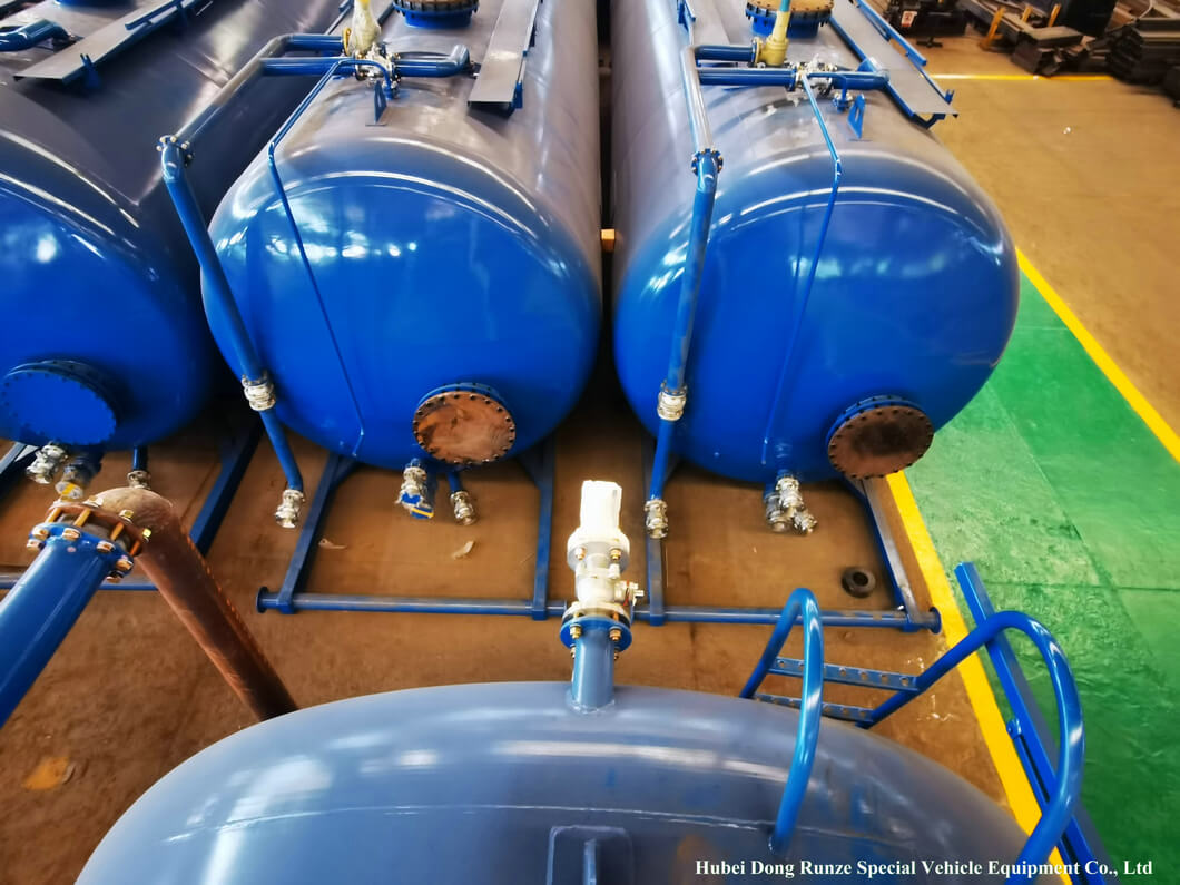 FRAC Petrochemicals Hydrochloric Acid oil Steel lining PE storage Tank (103) FRAC Petrochemicals Hydrochloric Acid oil Steel lining PE storage Tank (103)