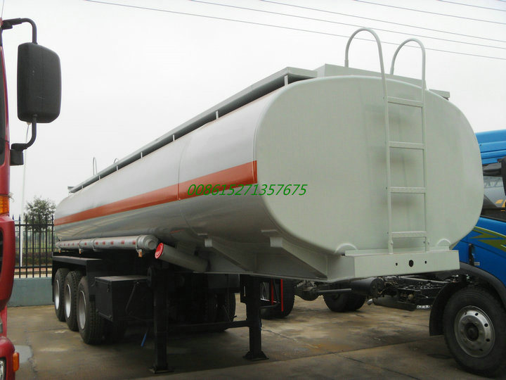 Dilute Sulfuric Acid Tank Trailer (3 axles Semi Trailer 19900Liters, 22400liters, 32000L Steel Lined LLDPE Acid Tank)
