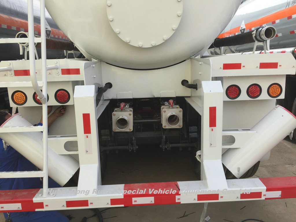 Vacuum Sewage Suction Tanker Waste Collection Suction Sewage Tanker 6000 Gallon