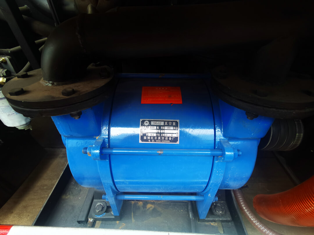 DFAC Septic Tank Trucks Combined Sewer Jetter unit (14) DFAC Septic Tank Trucks Combined Sewer Jetter unit (14)