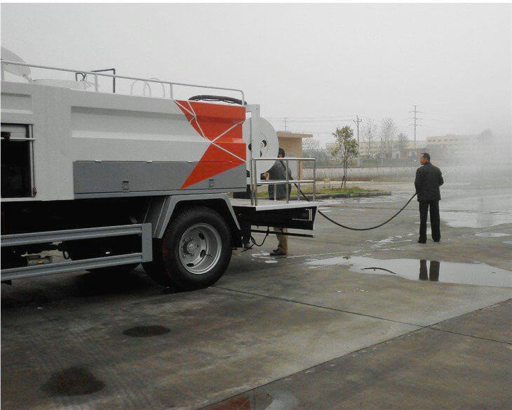 ISUZU Sewer Jetting Truck 4CBM (6) ISUZU Sewer Jetting Truck 4CBM (6)