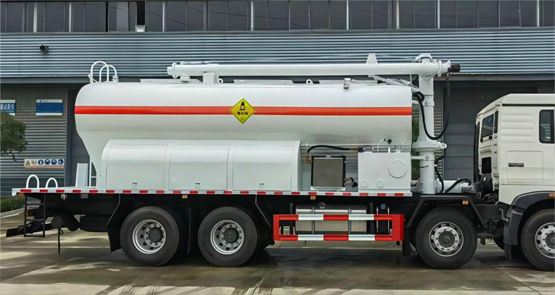 Mobile ANFO Explosives Mixing truck (21) Mobile ANFO Explosives Mixing truck (21)