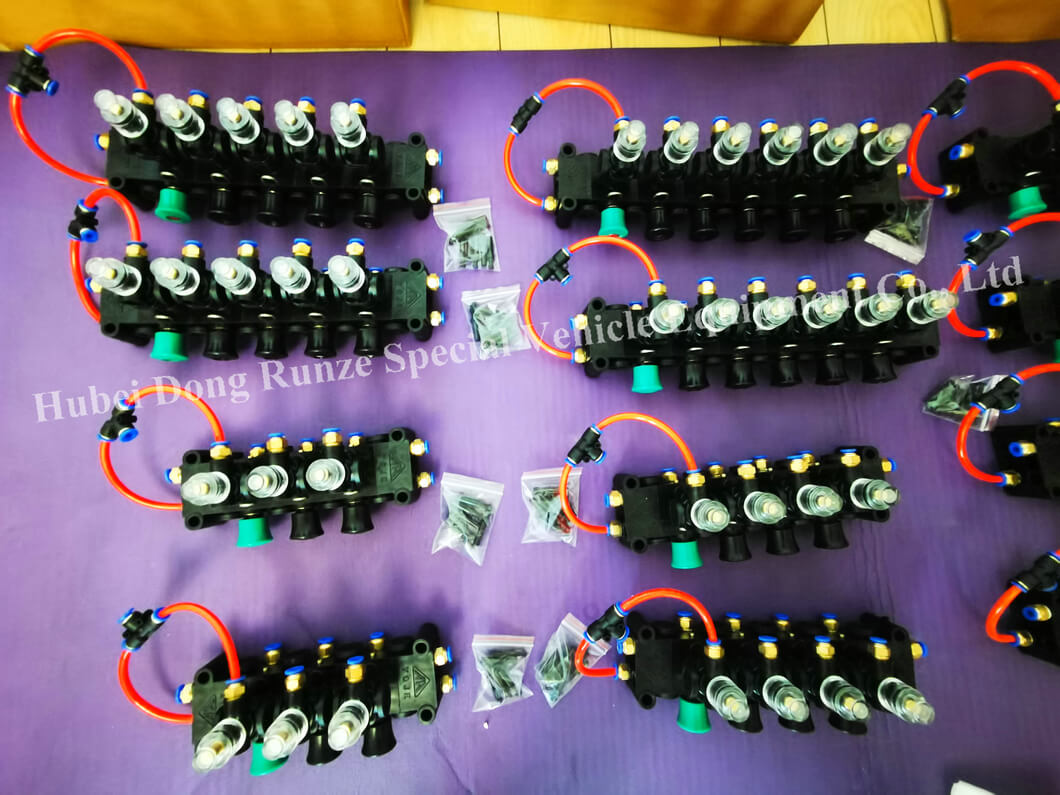 Plastic Pneumatic Control Block Valves for Fuel Tanker (3) Plastic Pneumatic Control Block Valves for Fuel Tanker (3)