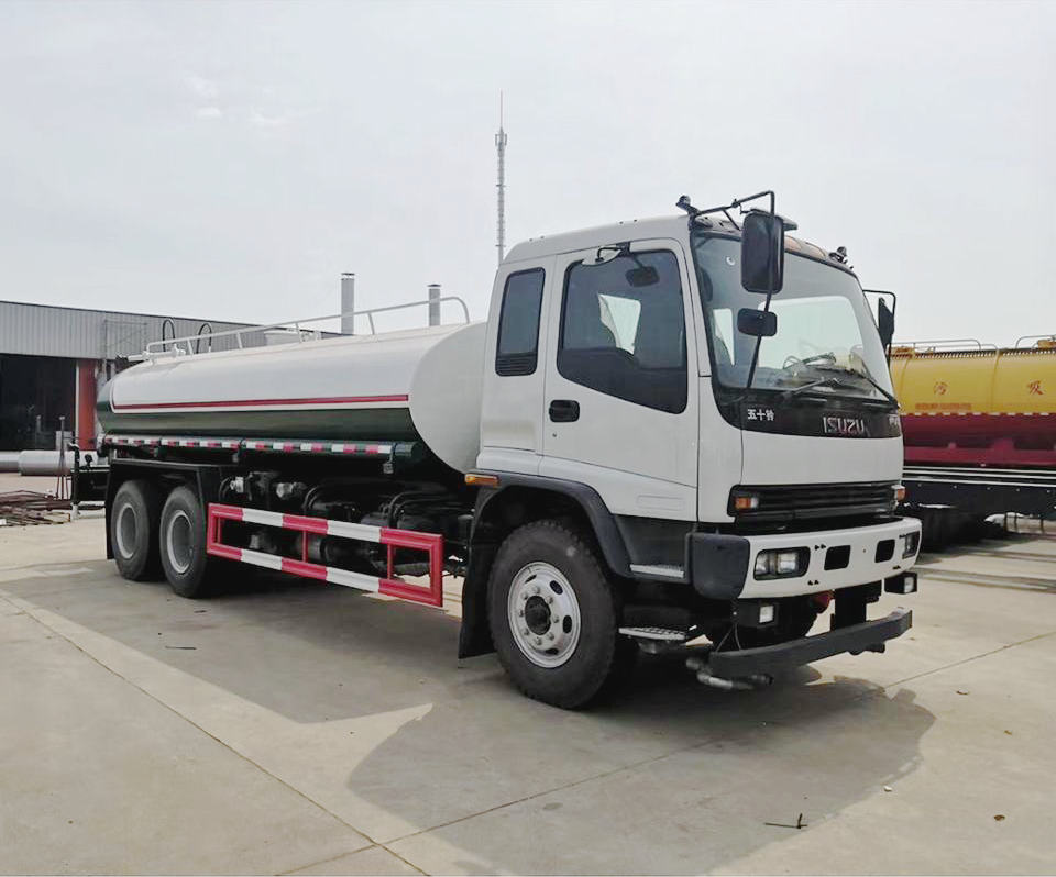 ISUZU Water Tank Truck (4) ISUZU Water Tank Truck (4)