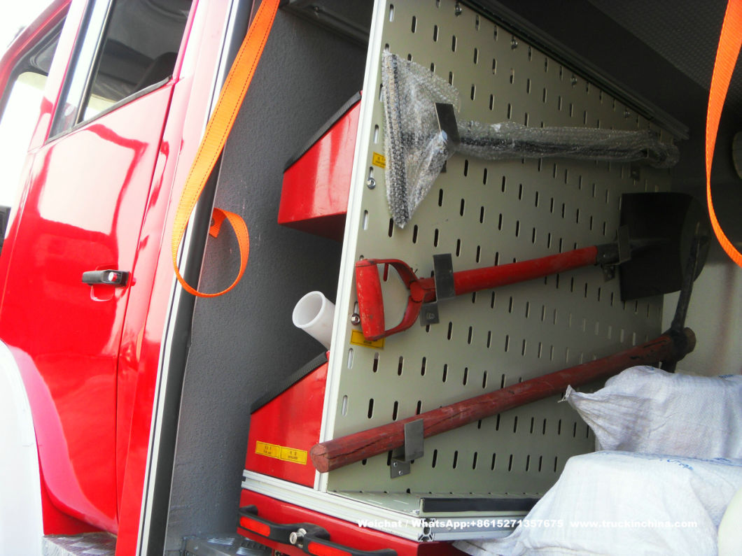 Double Cabin Beiben Fire Truck Water Foam Fire Fighting Truck off Road 6X4 - 6X6 Awd Fire Tender Fire Pumper (9000Liter Water 1800Liter Foam Tank) for Sale