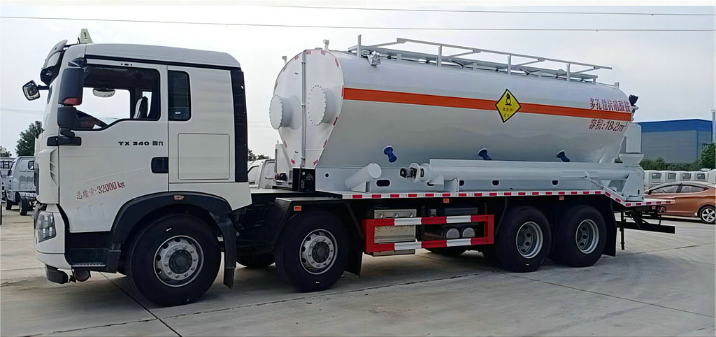 Mobile ANFO Explosives Mixing truck (18) Mobile ANFO Explosives Mixing truck (18)