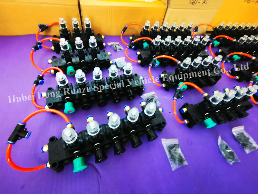 Plastic Pneumatic Control Block Valves for Fuel Tanker (9) Plastic Pneumatic Control Block Valves for Fuel Tanker (9)