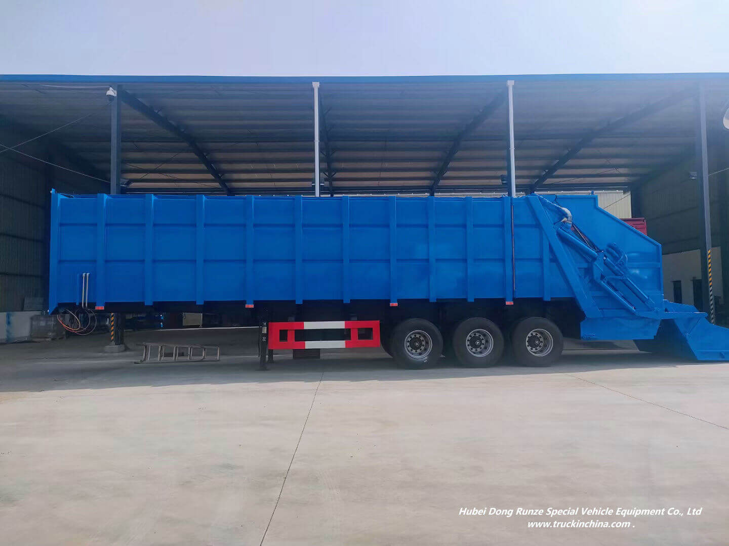 Compressed Garbage Semi Trailer Garbage Transfer trailer (64) Compressed Garbage Semi Trailer Garbage Transfer trailer (64)