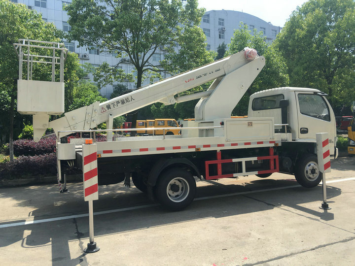 Wholesale Dongfeng 16m Telescopic Aerial Platform Truck 4X4 Off Road In