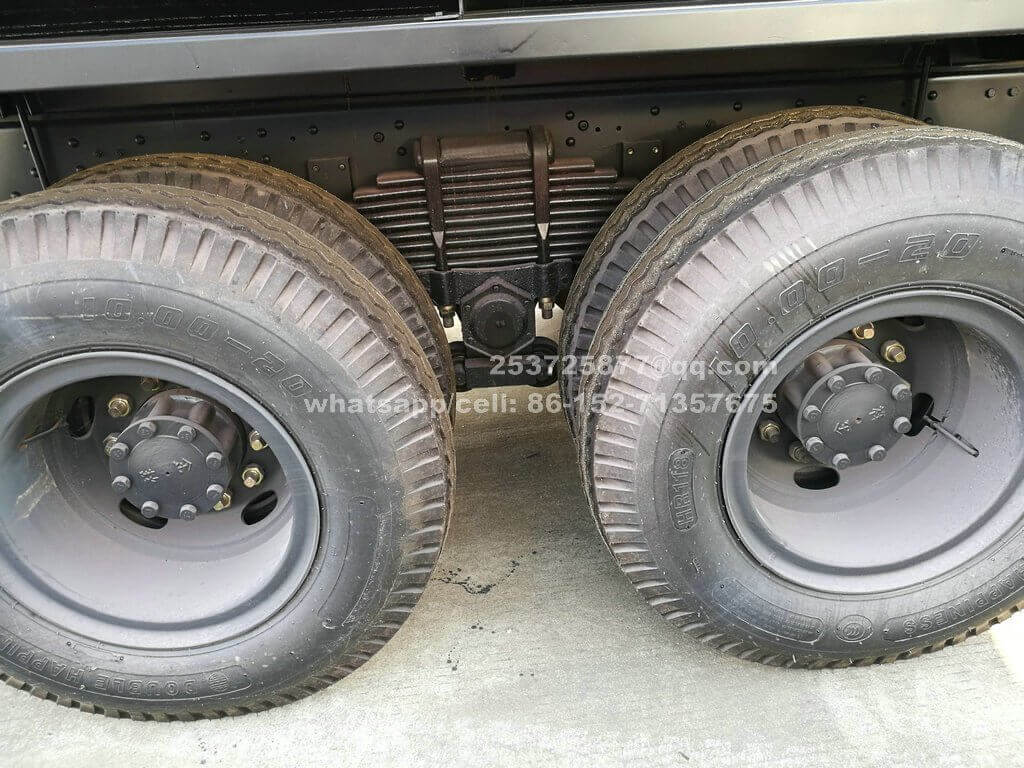 dongfeng water tank -16000litres-offroad-truck_1.jpg dongfeng water tank -16000litres-offroad-truck_1.jpg