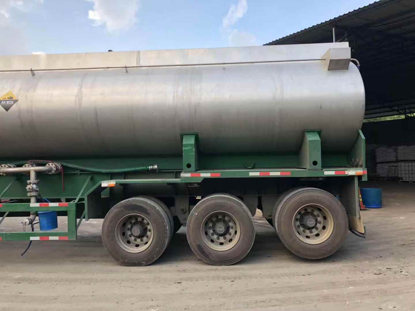 40FT Sodium Hydroxide Solution Stainless Steel Tank for Trailer Portable ISO Tank Containers 