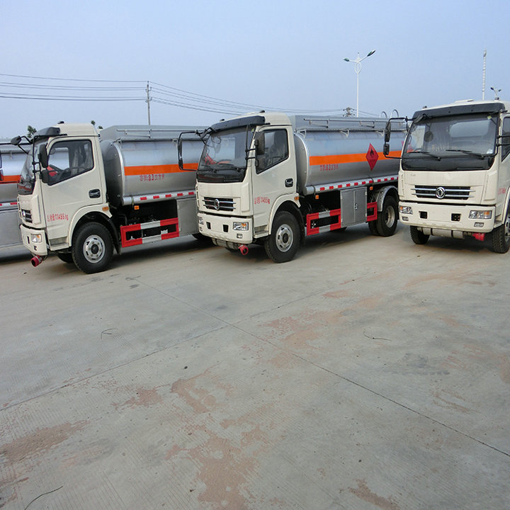 Fuel Tank Truck for Diesel Oil Delivery 6000Liters