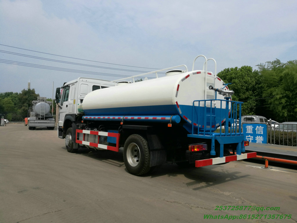 SINOTRUK HOWO 4x2 water tank truck LHD/RHD 2200 gallon-10000liters 