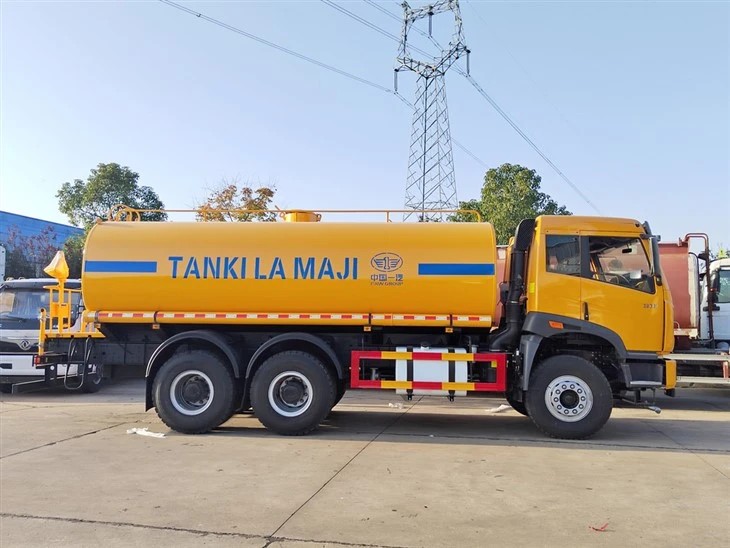 FAW RHD Water Tanker Sprinkler Trucks (26) FAW RHD Water Tanker Sprinkler Trucks (26)