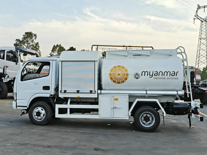 ISUZU 5000Liters Aircraft Refueler Tanker Trucks (21) ISUZU 5000Liters Aircraft Refueler Tanker Trucks (21)