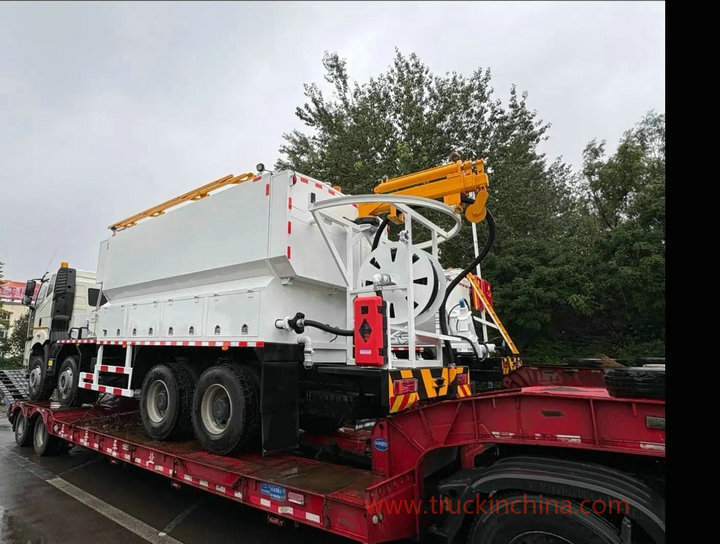 FAW DFAC Heavy Duty Anfo Explosives Trucks (35) FAW DFAC Heavy Duty Anfo Explosives Trucks (35)