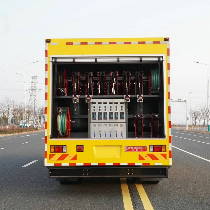 isuzu Maintenance Service Truck Mobile Workshop Lube Truck (3) isuzu Maintenance Service Truck Mobile Workshop Lube Truck (3)