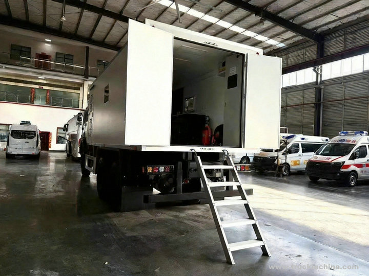 Beiben_Truck_ Mobile Maintenance trucks (3) Beiben_Truck_ Mobile Maintenance trucks (3)