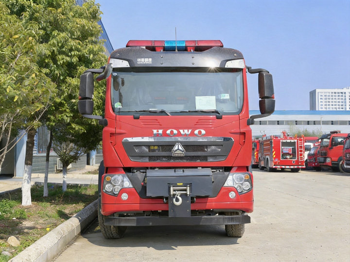 Howo Sitrak C5H heavy rescue fire trucks (9) Howo Sitrak C5H heavy rescue fire trucks (9)