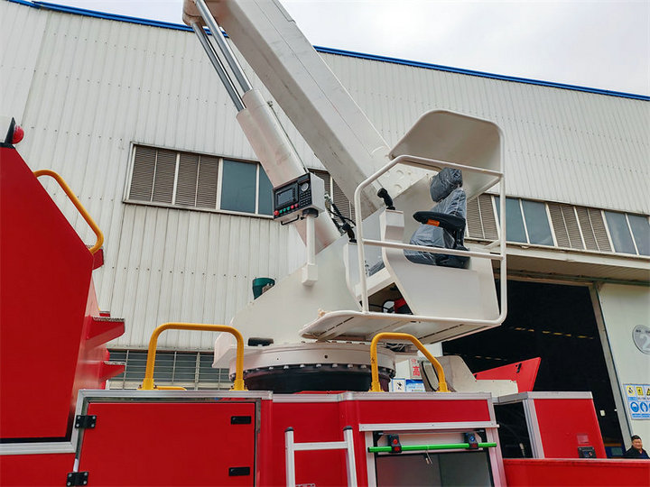 Howo 32m high reach fire water truck (5) Howo 32m high reach fire water truck (5)