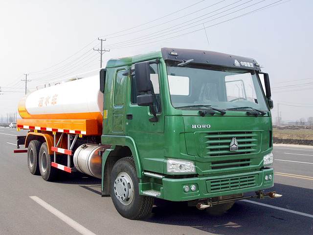  10 water trucks,2 fuel trucks,2 truck with crane,4 mobile workshop lorry export to Ghana price list