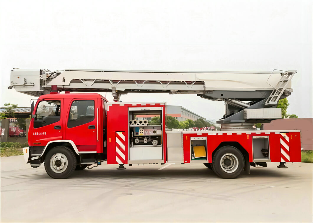 _ISUZU 30 m Aerial Ladder Fire Engine Truck