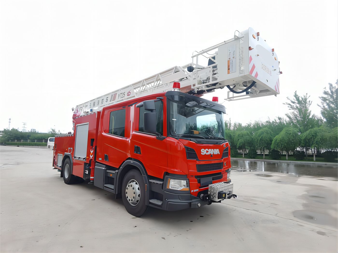 Aerial ladder fire trucks (19)