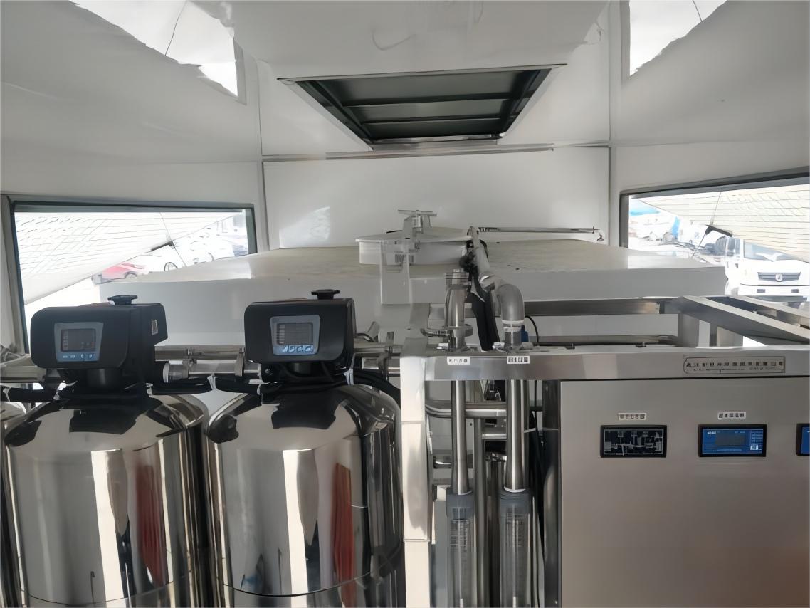 DFAC Mobile Water Purification Trucks (12)