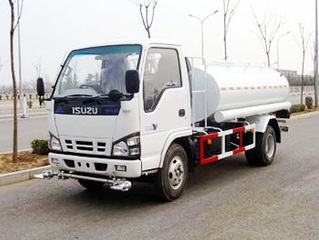 ISUZU 4x2 Small Water Tank Truck 5000L
