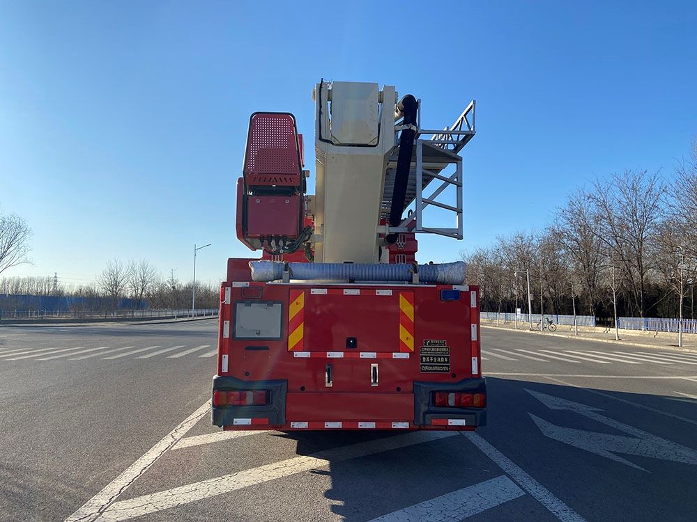 aerial ladder platform fire truck (62)