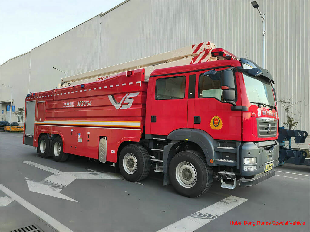 water foam tower fire truck JP20 (1)