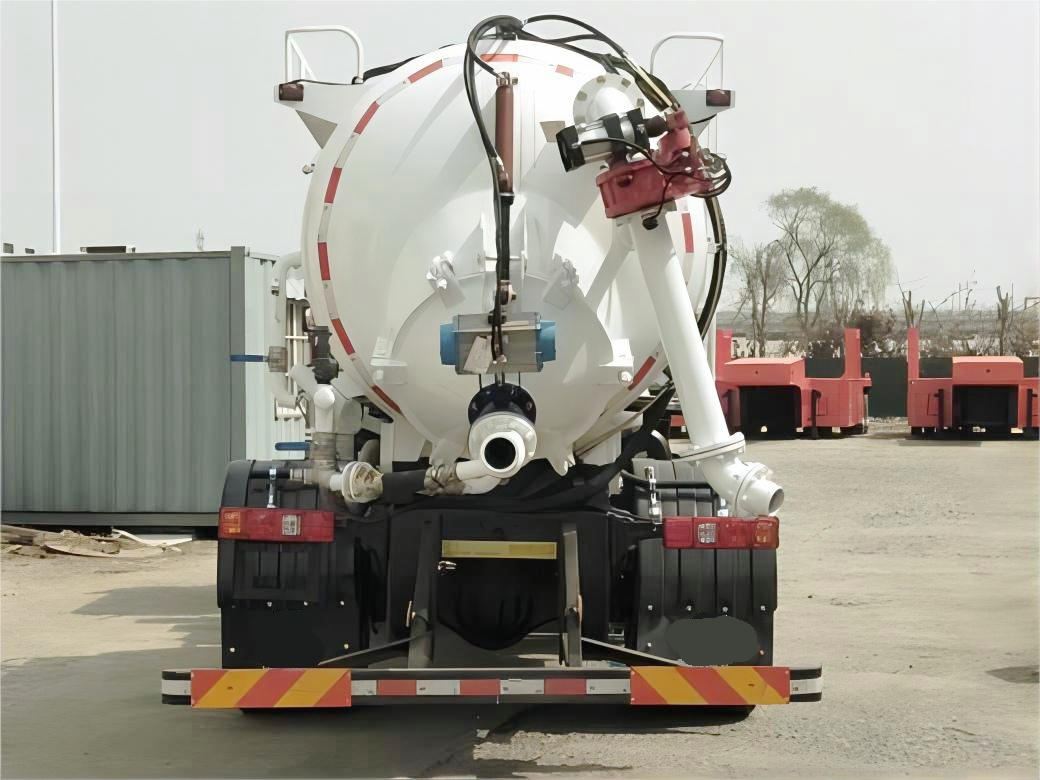 Dry Vacuum Truck Vac Super Sucker (1)