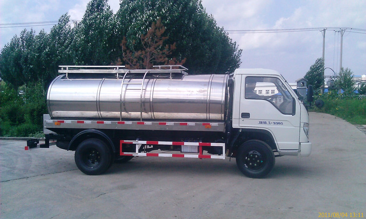 ISUZU Stainless Steel Round Milk Tankers 5000L