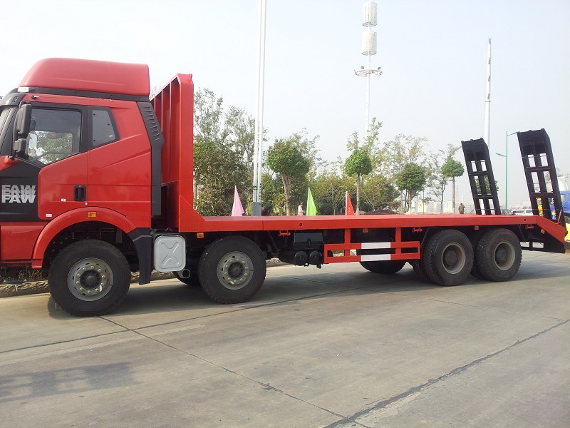 Flatbed Truck FAW 8x4 Flatbed Truck for Loading Excavator