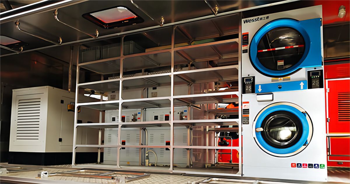 SITRAK Mobile Laundry Truck (8)