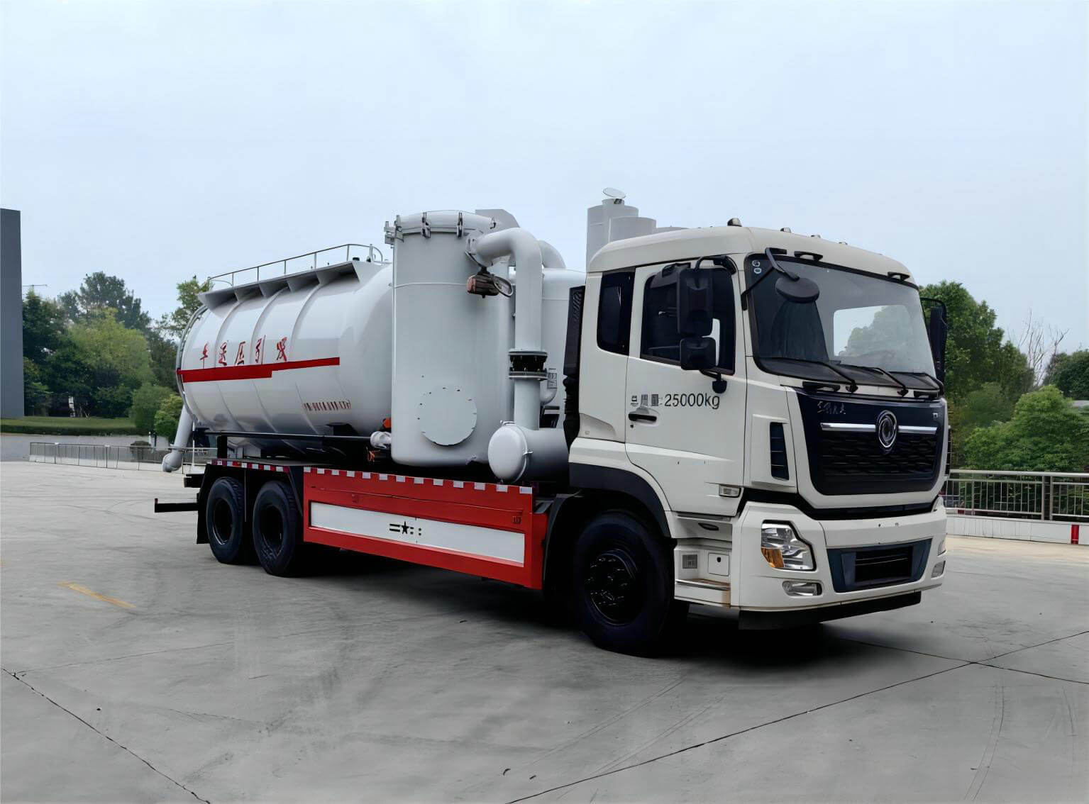 Pneumatic suction truck Industrial Vacuum Trucks (2)