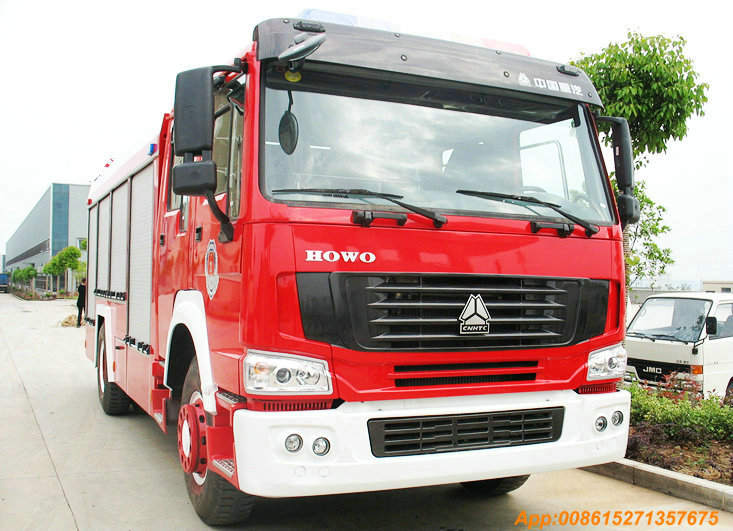 HOWO 4x2 /4x4 Fire Trucks 8T Water Tanker <Customization LHD RHD>
