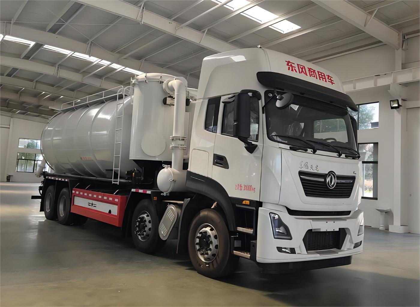 Industrial Vacuum Trucks For Dry Substances (1)