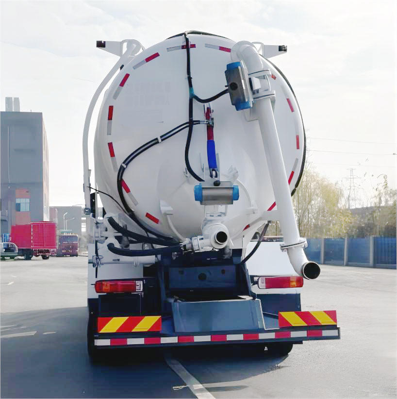 Dry Vacuum Supersucker Truck (12)