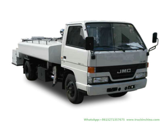 Jmc Aircraft Lavatory Service Truck Clean Water Tank 1200L Sewage Tank 3000L (Aircraft Sewage Tanker With Vacuum Pump Electric Diesel Vehicle)