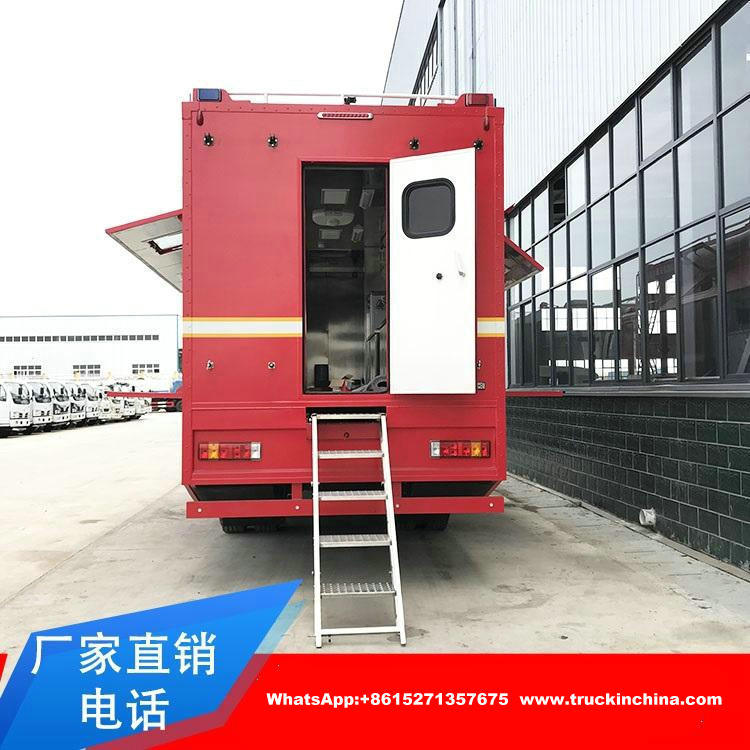 HOWO Awd 6X6 Military Mobile Kitchen Truck (Military Offroad Food Cooking Truck)