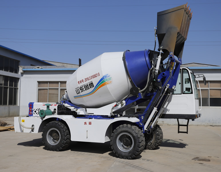 Self Loading Concrete Mixer 4m3 with Cab Rotating 180-270d and Air Conditioning (Electronic Sensors, Automatic weighing scale) EXW Wholesale Price List