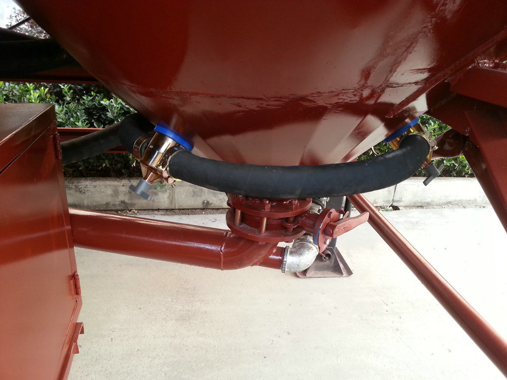 2 Axles Bulk Tanker Trailer for Transporting Wheat -Bean Grains Tank Capacity 35cbm Silo